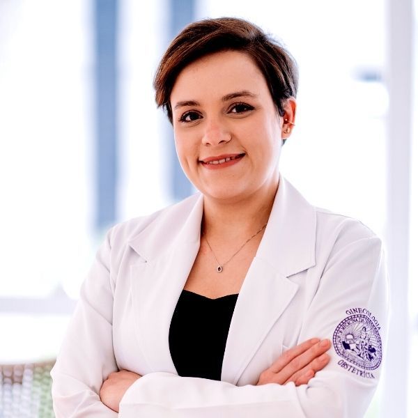 Dra. Carolina Rebello